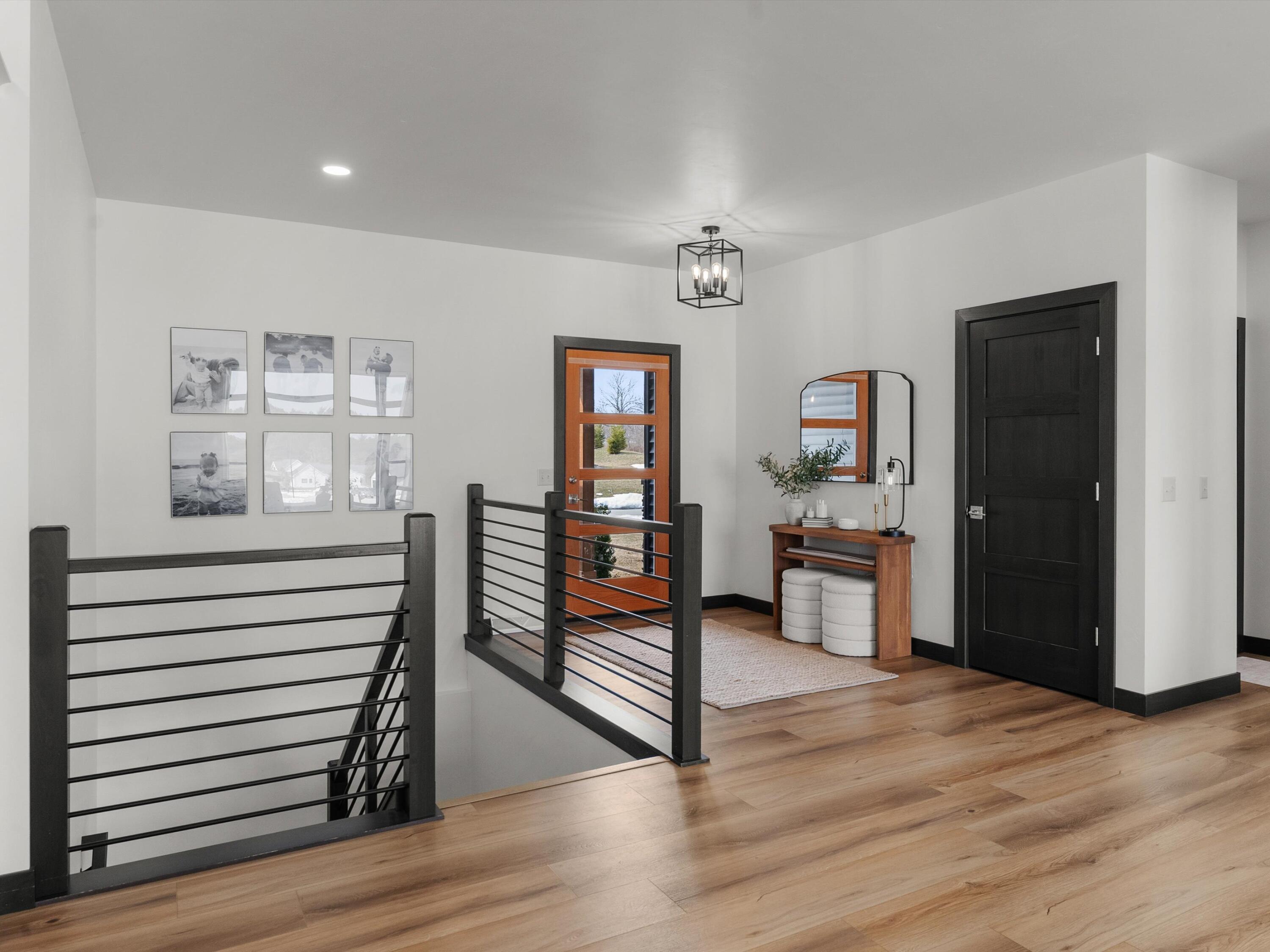 3104 Sandy Ridge Drive Two Rivers, WI 54241 - Photo 8 of 45 09-009_2914326_09395