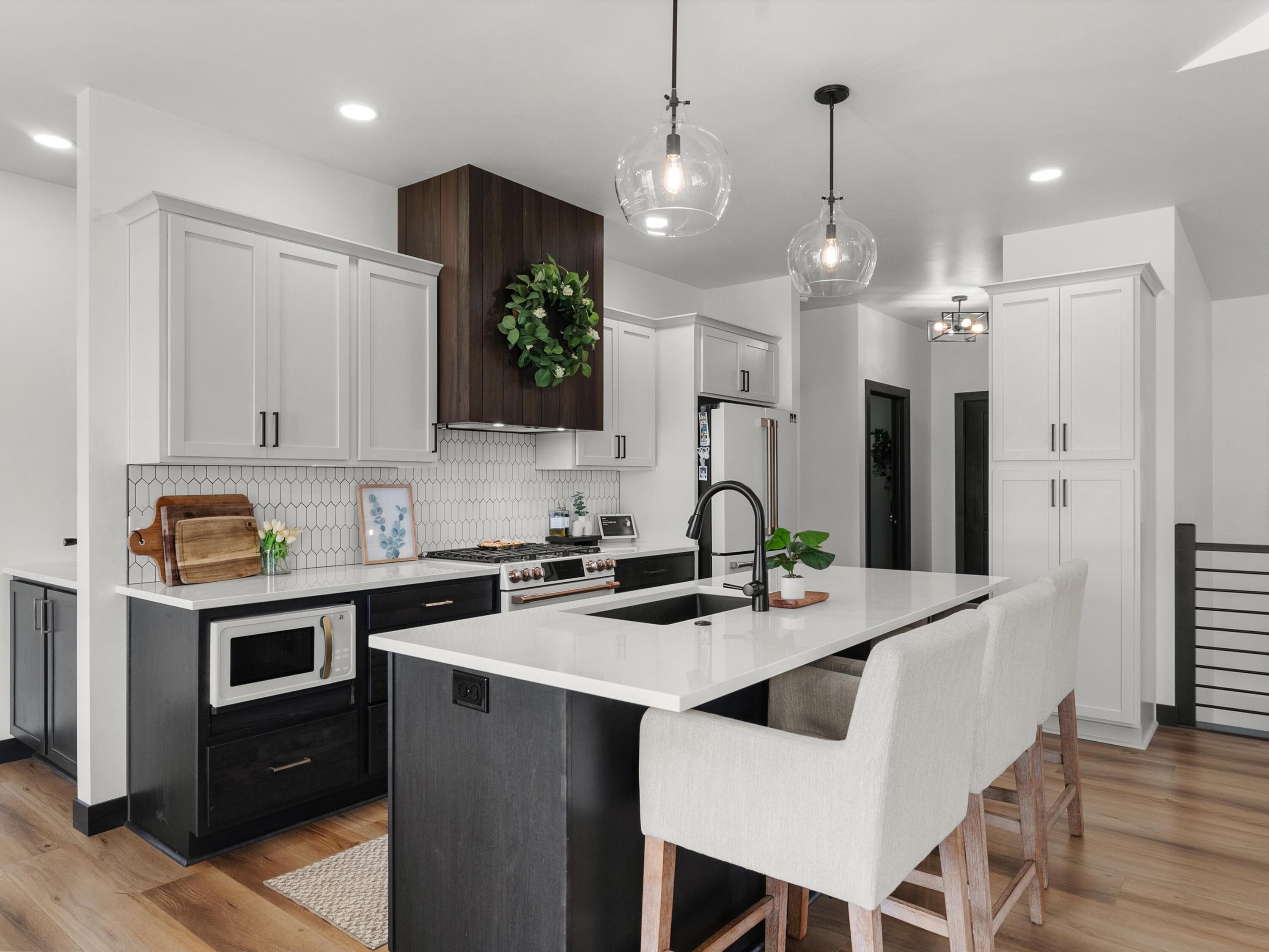 3104 Sandy Ridge Drive Two Rivers, WI 54241 - Photo 10 of 45 14-014_2914326_09410