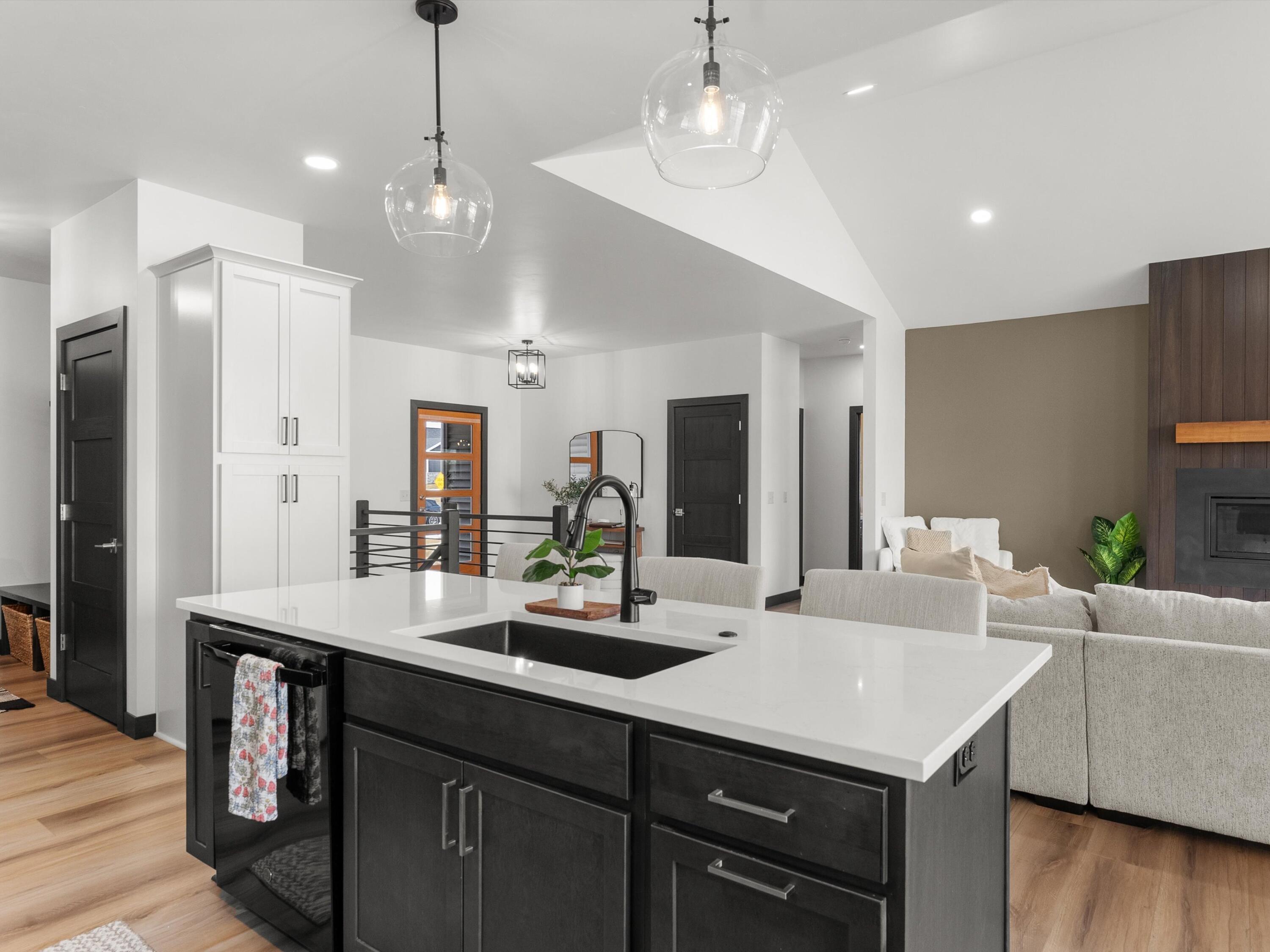 3104 Sandy Ridge Drive Two Rivers, WI 54241 - Photo 14 of 45 17-017_2914326_09419