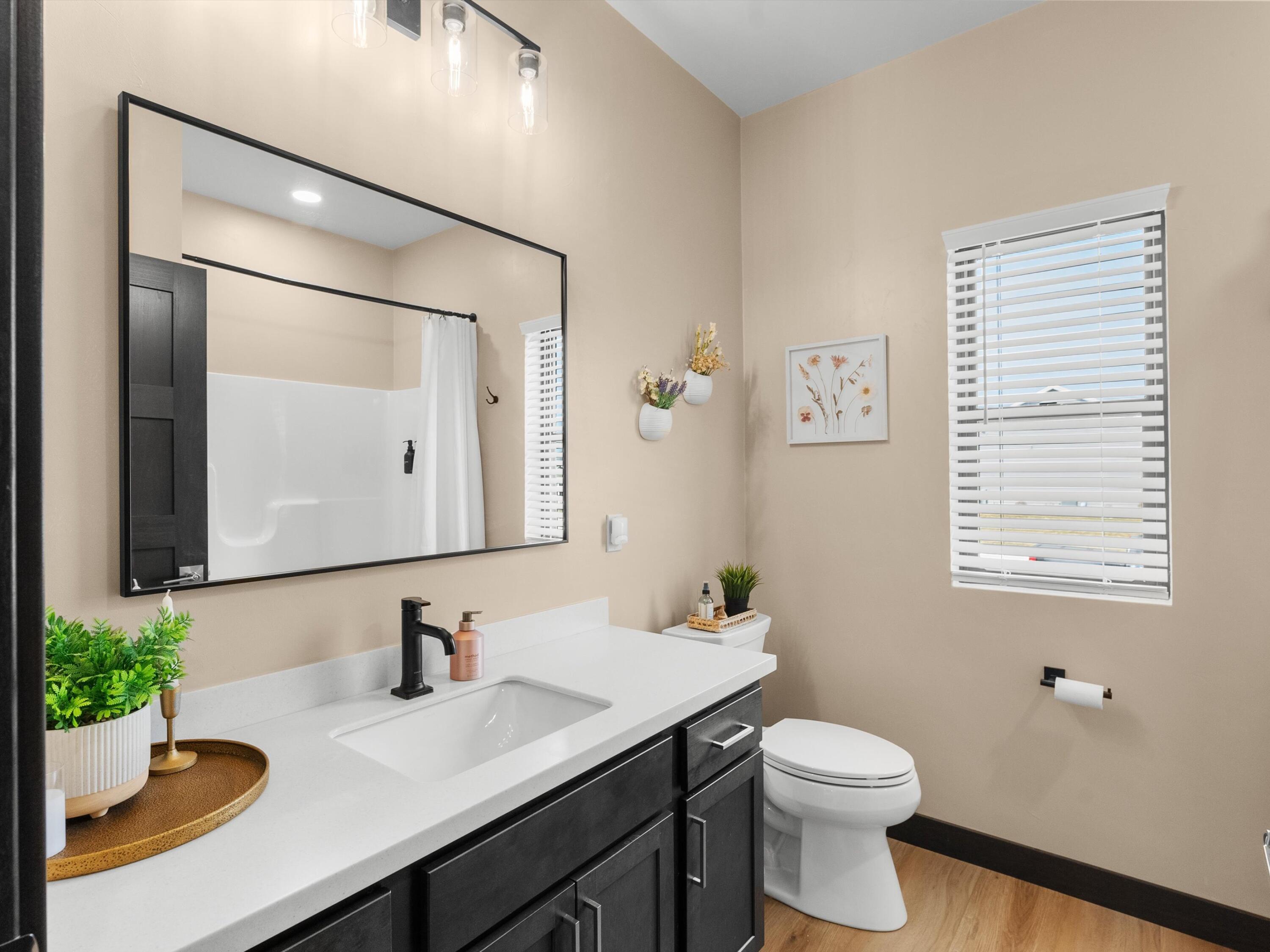 3104 Sandy Ridge Drive Two Rivers, WI 54241 - Photo 27 of 45 2nd Full bath main