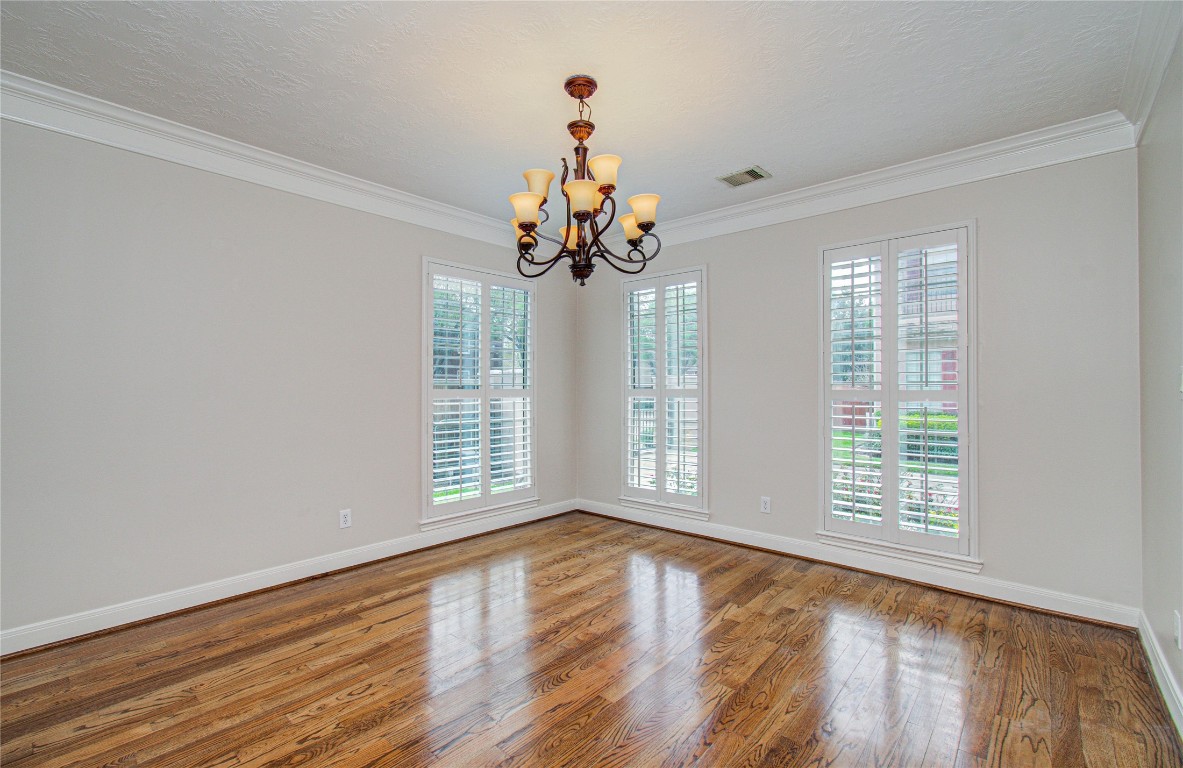 1463 Springrock Lane, Unit A Houston, TX 77055 - Photo 9 of 46