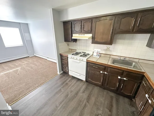 $1,200 | 6022 Hegerman Street, Unit 2, Philadelphia, PA 19135