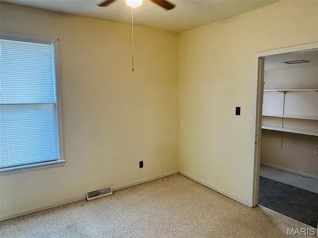 $102,500 | 1120 West Tower Street, Vandalia, IL 62471