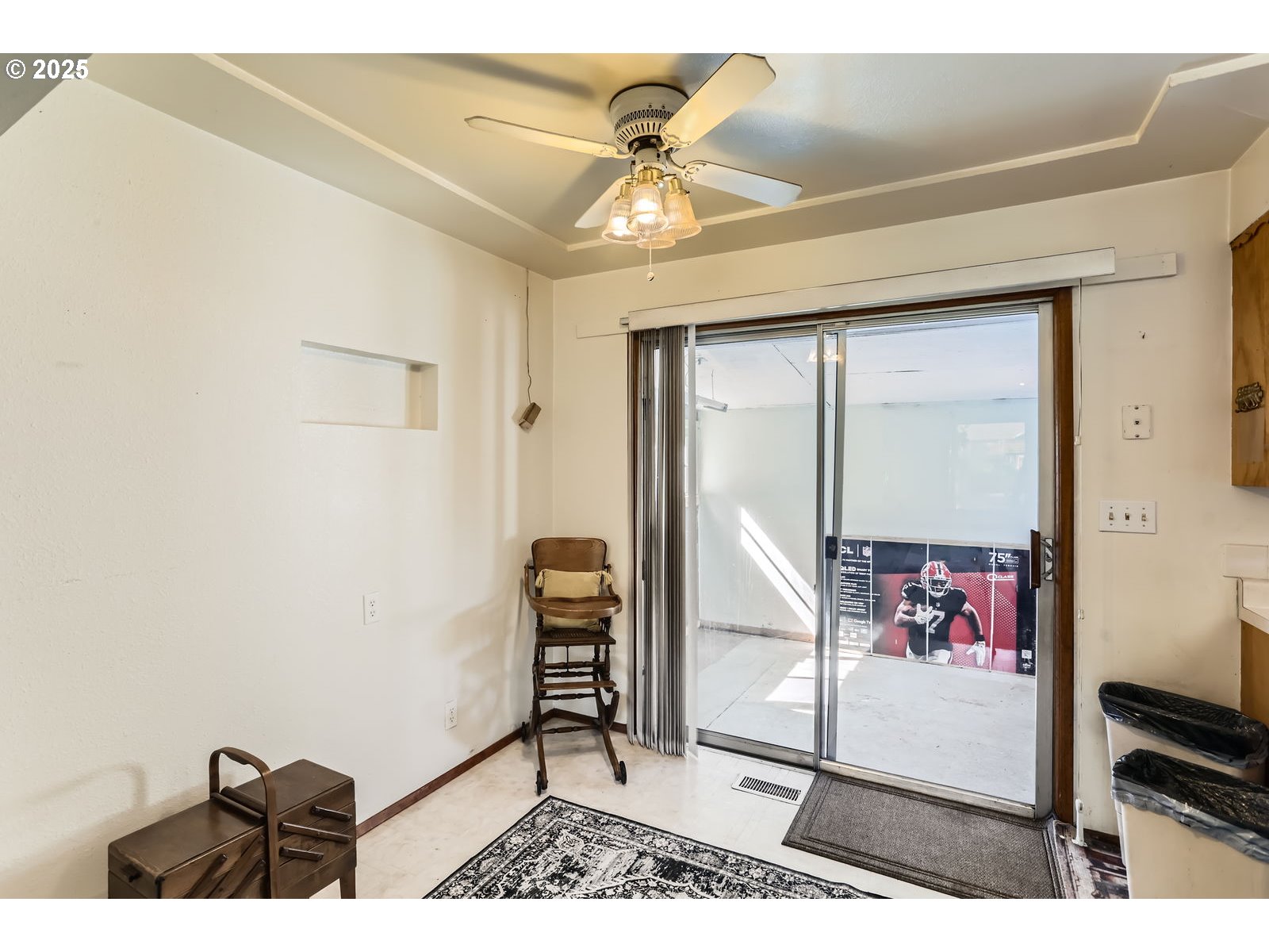 14031 Southeast Rhone Street Portland, OR 97236 - Photo 9 of 29 a very nice looking room with a large window