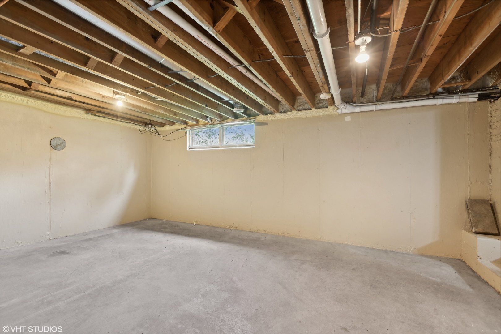 502 Raffel Road Woodstock, IL 60098 - Photo 18 of 24 a view of room