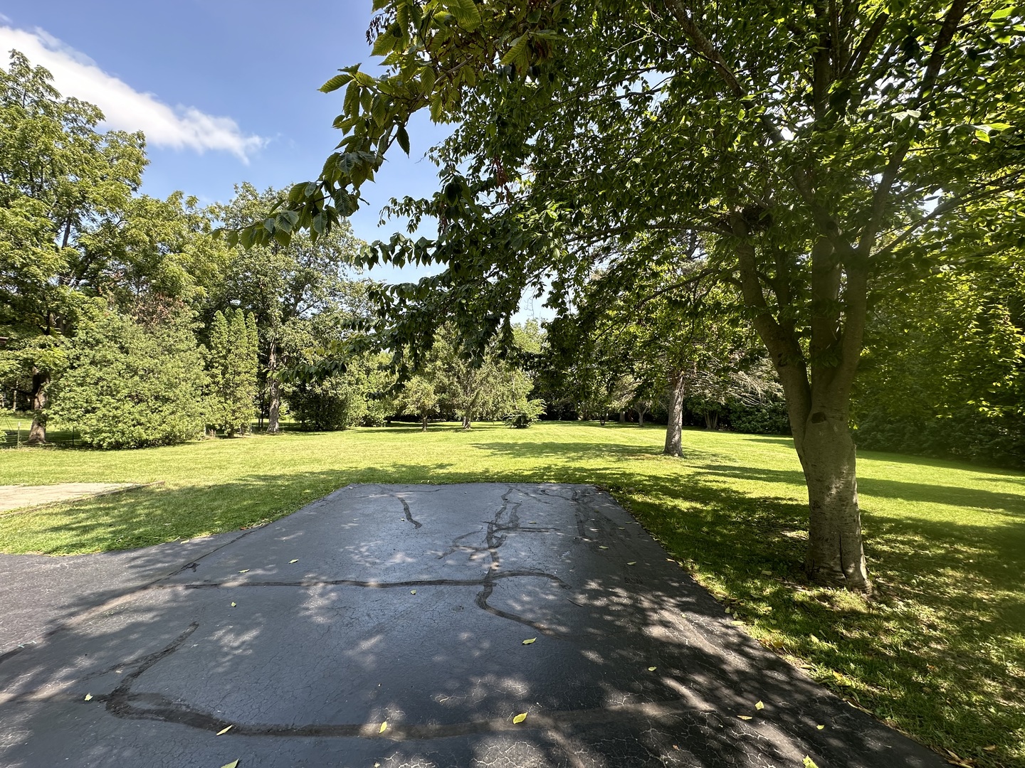 502 Raffel Road Woodstock, IL 60098 - Photo 22 of 24 a view of a swimming pool with an outdoor space