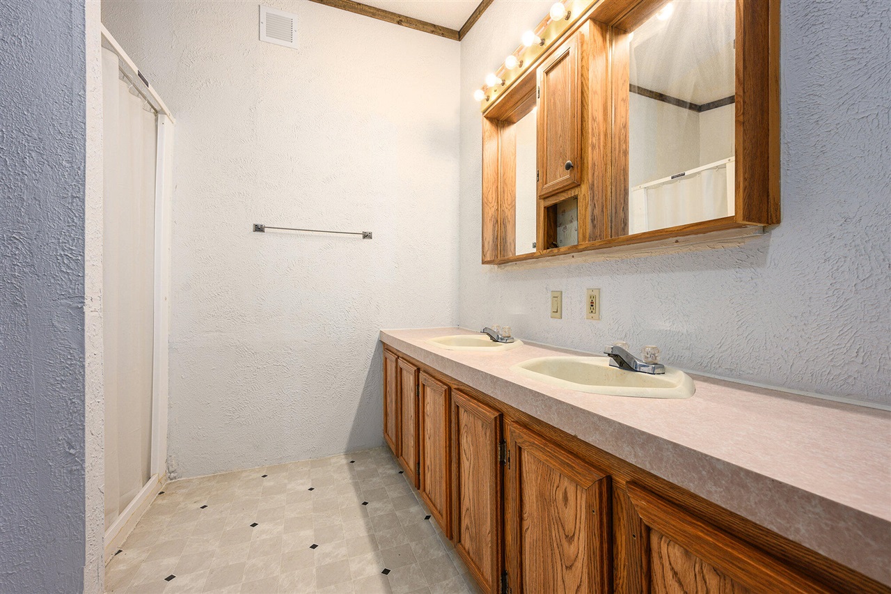12901 Millers Mill Road Constantine, MI 49042 - Photo 11 of 23