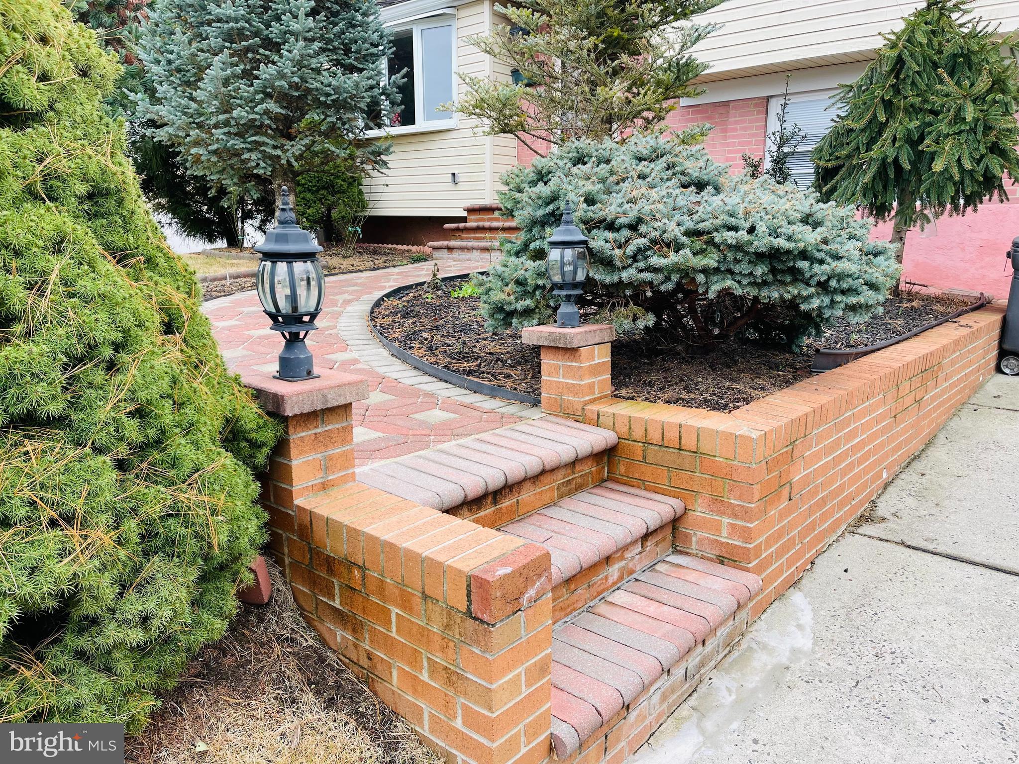 9955 Dungan Road Philadelphia, PA 19115 - Photo 3 of 34 Gallery Image 3