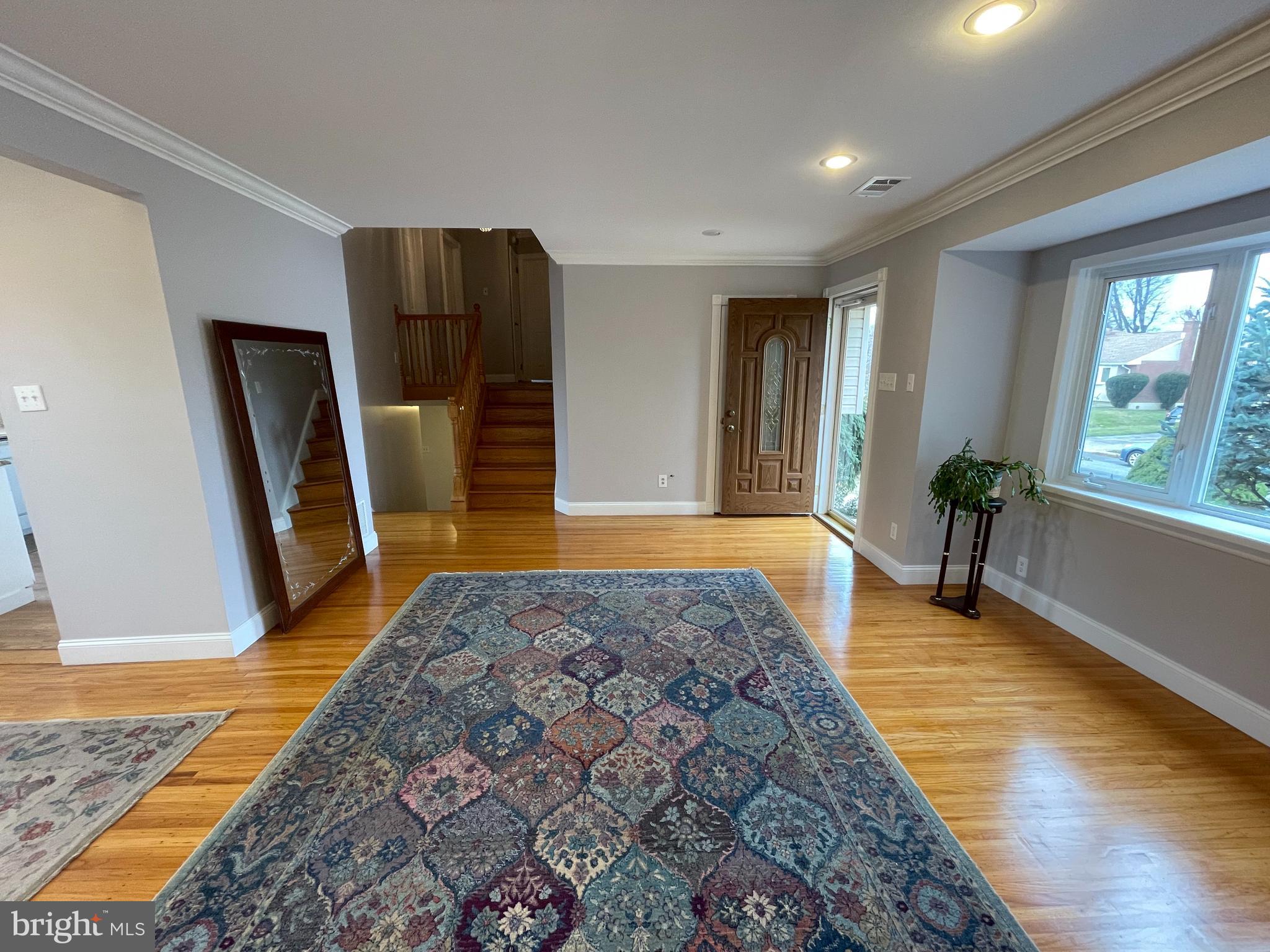 9955 Dungan Road Philadelphia, PA 19115 - Photo 6 of 34 Gallery Image 6