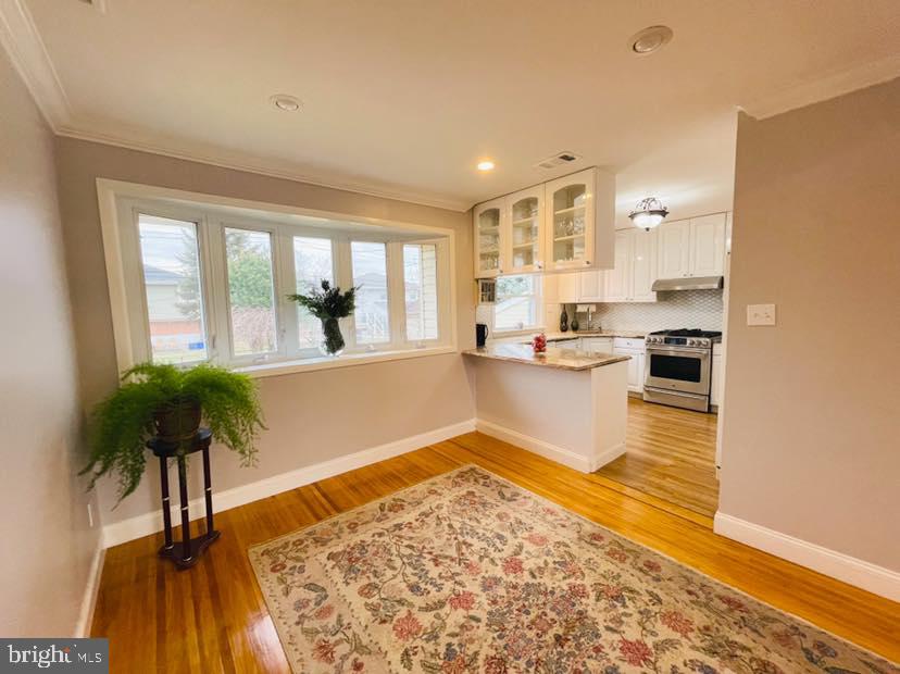 9955 Dungan Road Philadelphia, PA 19115 - Photo 9 of 34 Gallery Image 9