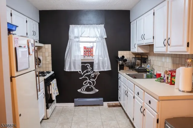 $385,000 | 37 Espy Road, Unit 6B, Caldwell, NJ 07006