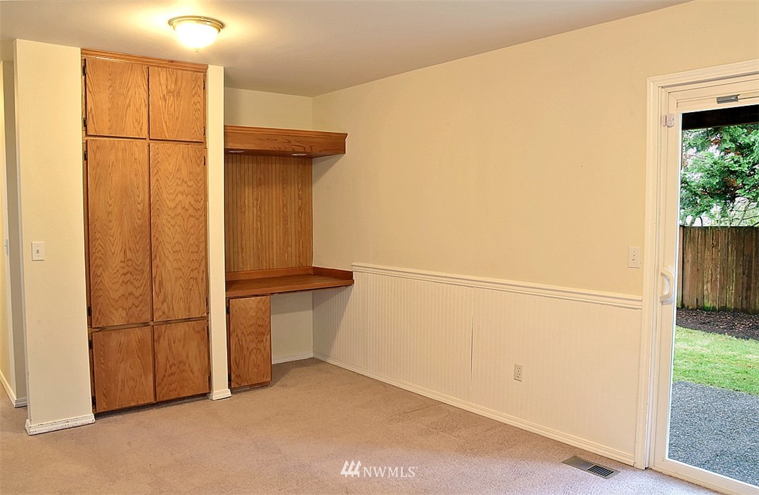 17257 Mountain View Road Southeast Monroe, WA 98272 - Photo 11 of 22 Gallery Image 11
