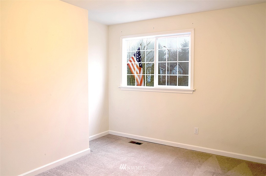 17257 Mountain View Road Southeast Monroe, WA 98272 - Photo 16 of 22 Gallery Image 16