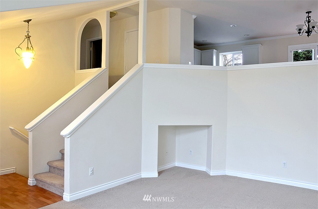17257 Mountain View Road Southeast Monroe, WA 98272 - Photo 3 of 22 Gallery Image 3