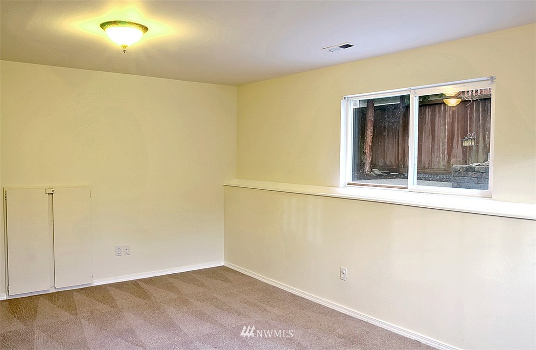 17257 Mountain View Road Southeast Monroe, WA 98272 - Photo 10 of 22 Gallery Image 10