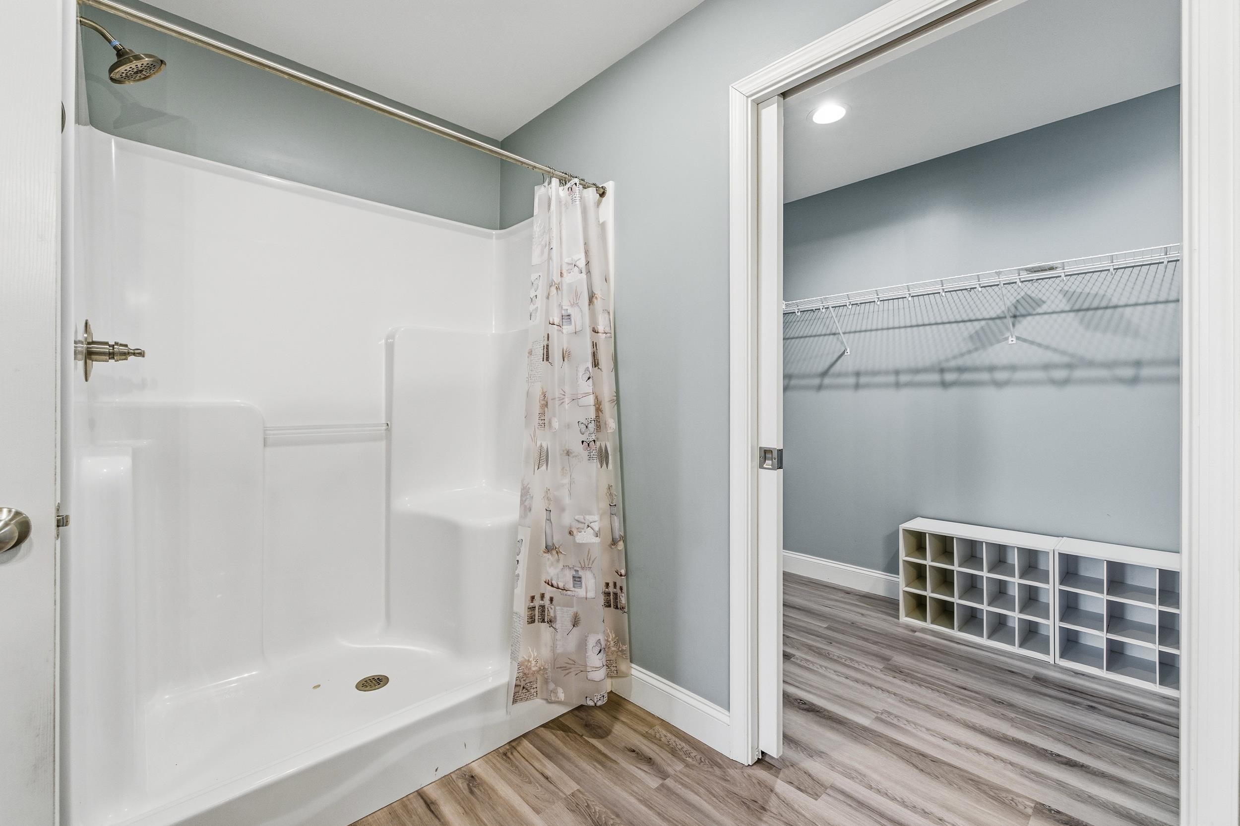 136 Millstone Street Bridgewater, VA 22812 - Photo 27 of 75 a bathroom with a shower and a bathtub