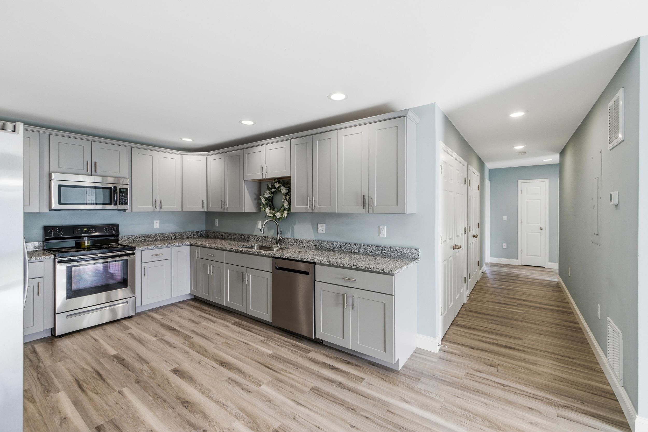 136 Millstone Street Bridgewater, VA 22812 - Photo 4 of 75