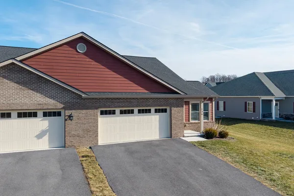 $379,900 | 136 Millstone Street, Bridgewater, VA 22812