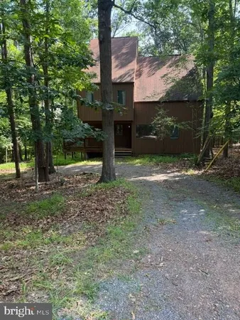 $309,900 | 1317 Lakeview Drive, Cross Junction, VA 22625