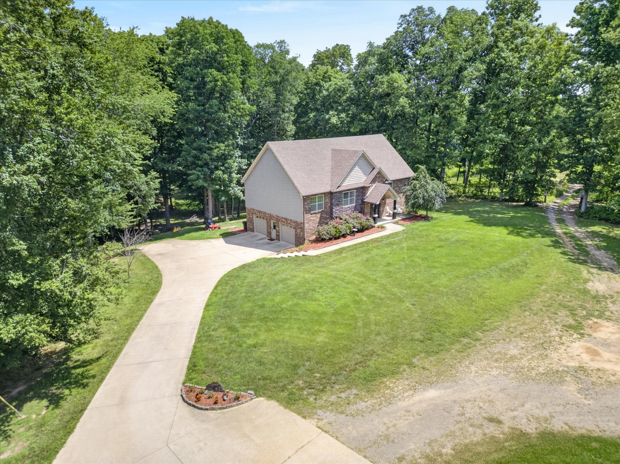 464 Salem Ridge Road Clarksville, TN 37040 - Photo 1 of 43