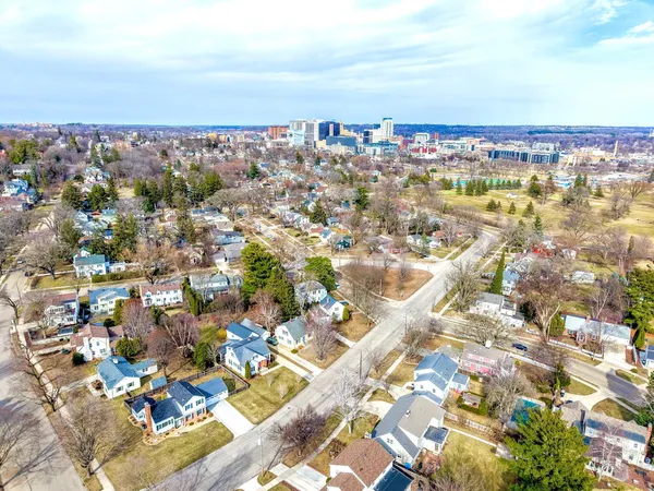 $490,000 | 713 11th Street Southwest, Rochester, MN 55902