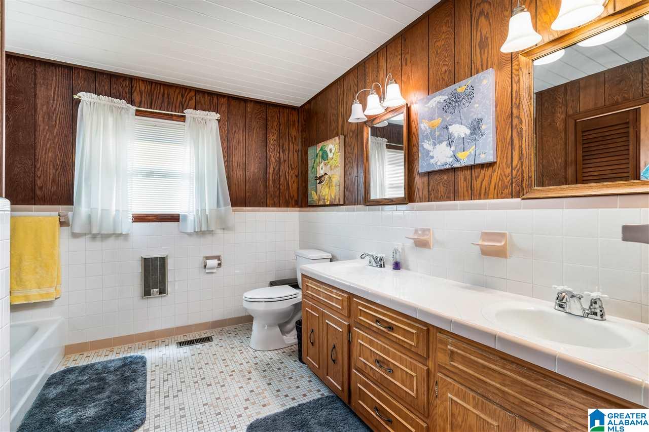 244 Lakeshore Lane Oneonta, AL 35121 - Photo 15 of 23
