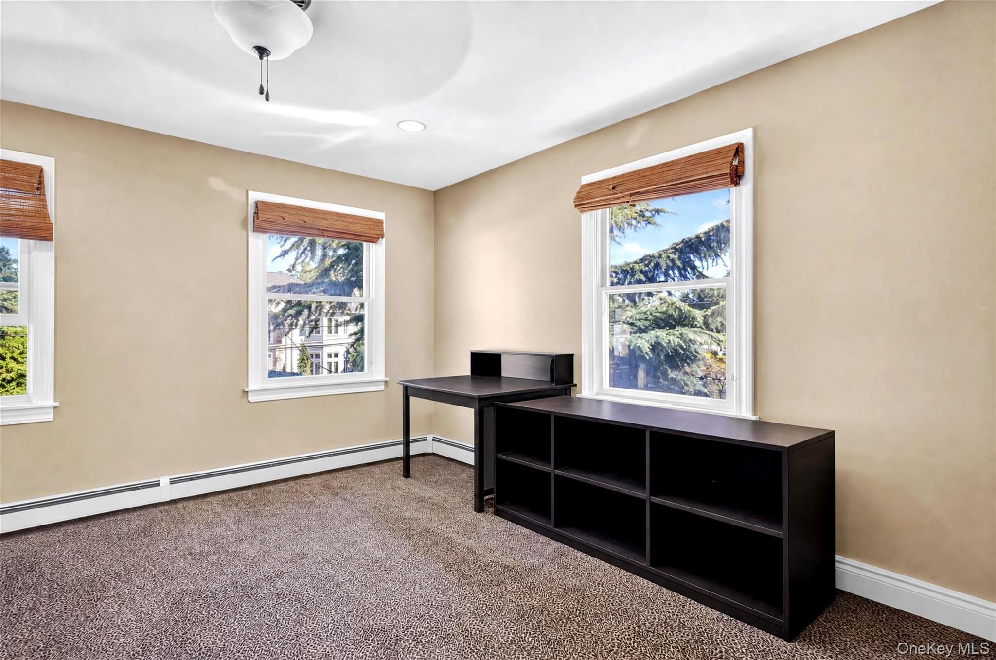 3414 Manchester Road Wantagh, NY 11793 - Photo 19 of 29 Gallery Image 19