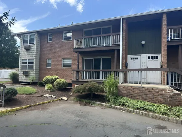 $234,900 | 32 Deanna Drive, Unit 71, Hillsborough, NJ 08844