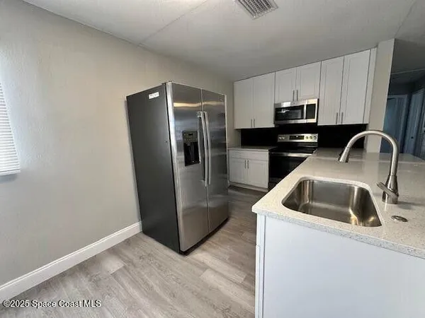 $1,900 | 342 Crown Boulevard, Melbourne, FL 32901