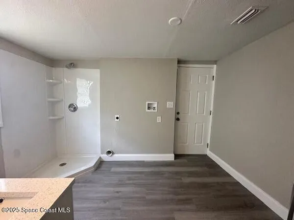 $1,900 | 342 Crown Boulevard, Melbourne, FL 32901