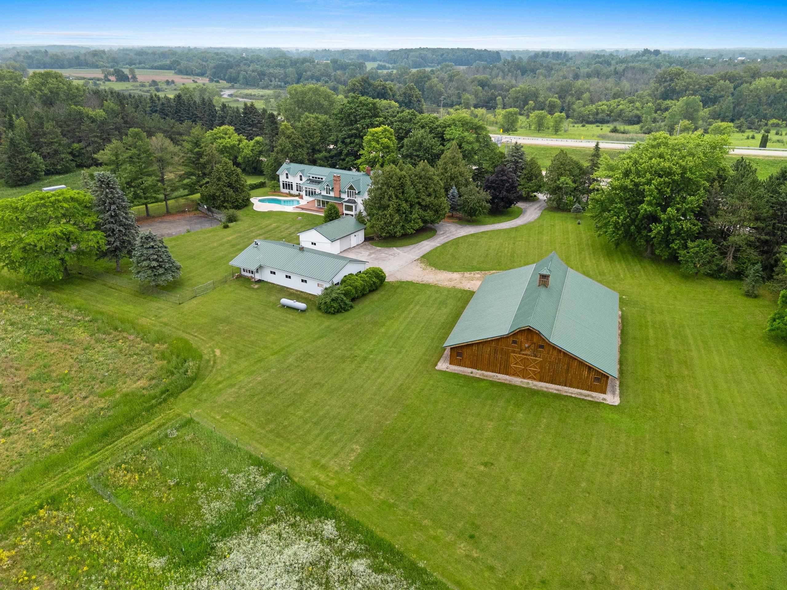 5620 Galuska Road Abrams, WI 54101 - Photo 13 of 90