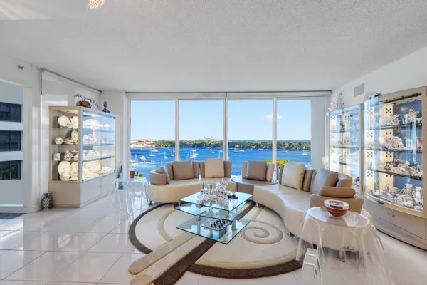 $2,250,000 | 525 South Flagler Drive, Unit 16A, West Palm Beach, FL 33401