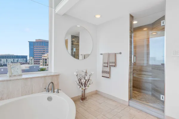 $2,250,000 | 525 South Flagler Drive, Unit 16A, West Palm Beach, FL 33401