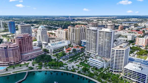 $2,250,000 | 525 South Flagler Drive, Unit 16A, West Palm Beach, FL 33401