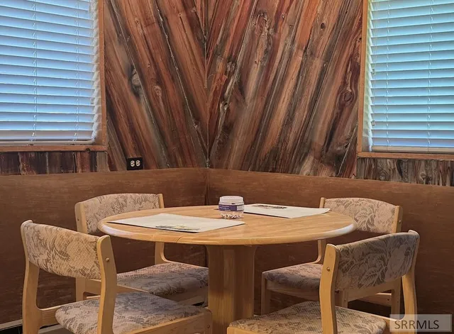 $299,000 | 501 West Pine Street, Mackay, ID 83251