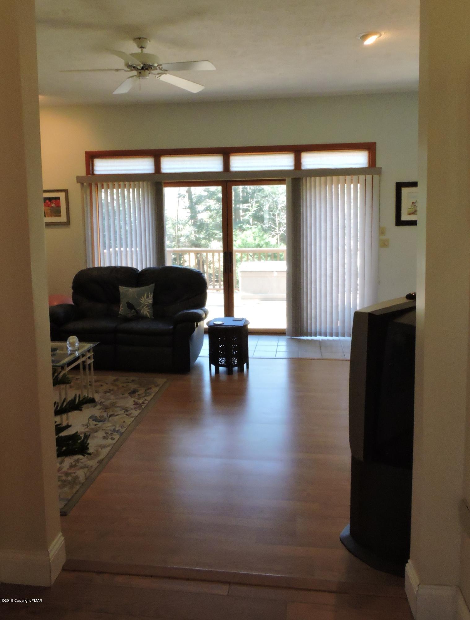5138 Hounds Ear Road Tobyhanna, PA 18466 - Photo 26 of 56 Spacious Family Room