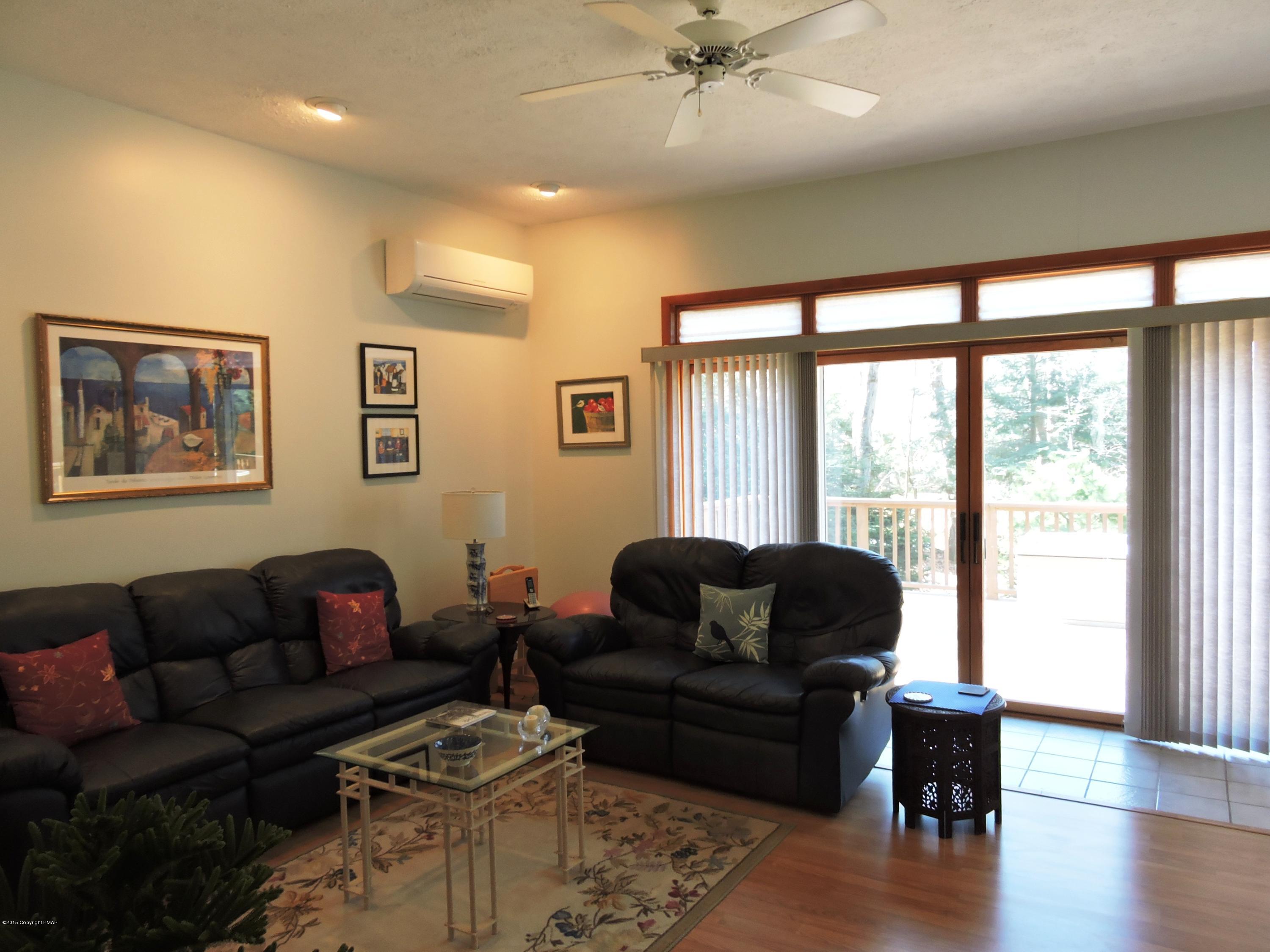 5138 Hounds Ear Road Tobyhanna, PA 18466 - Photo 27 of 56 Laminate Flooring, A/C