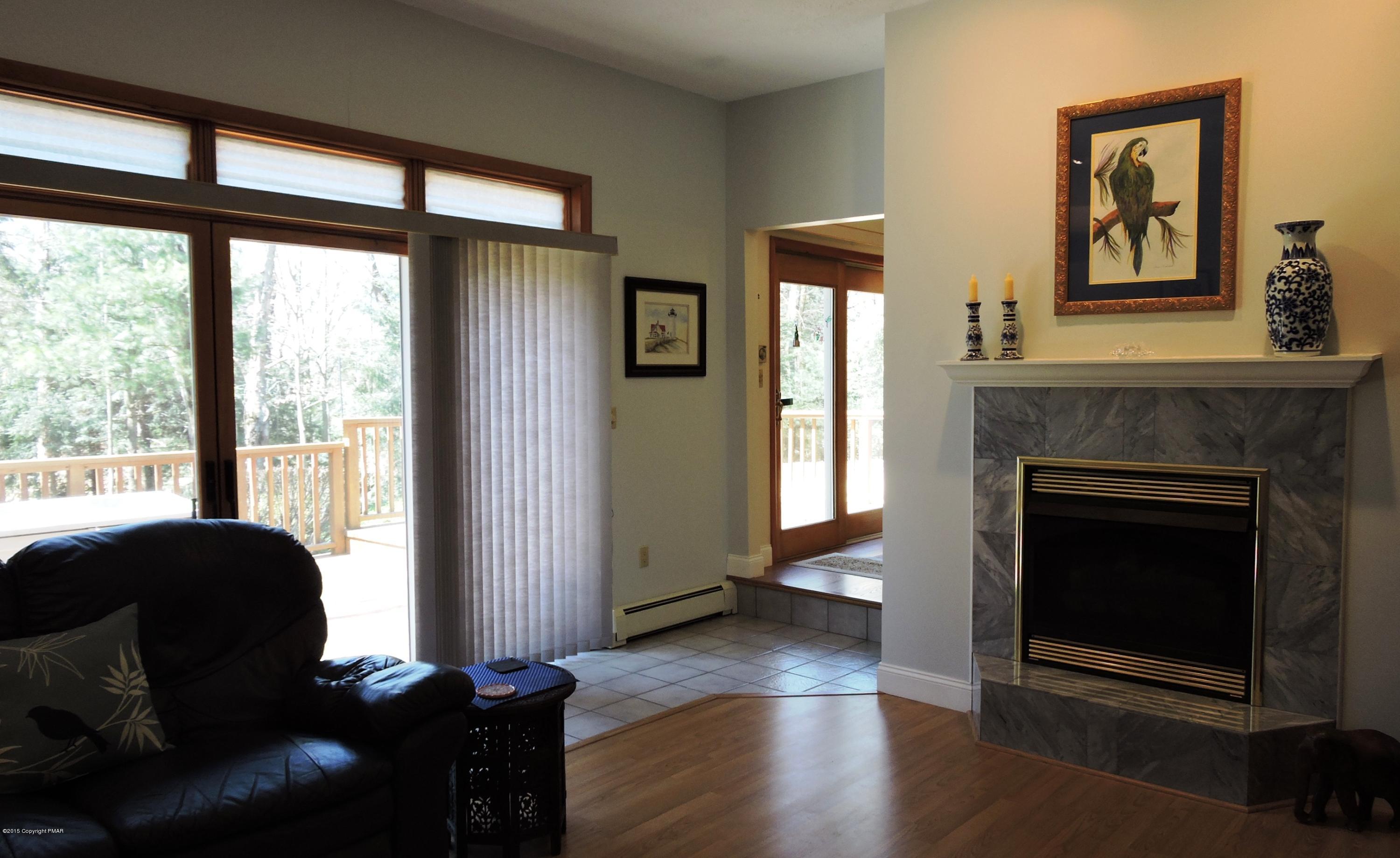 5138 Hounds Ear Road Tobyhanna, PA 18466 - Photo 28 of 56 Propane Fireplace