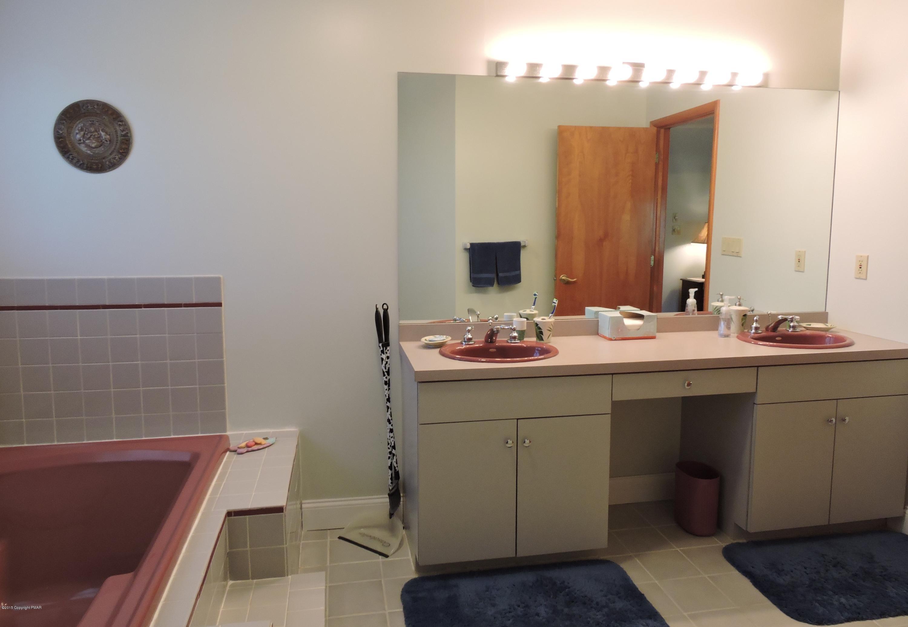 5138 Hounds Ear Road Tobyhanna, PA 18466 - Photo 42 of 56 Master Bath, Double Vanity