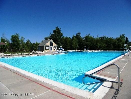 5138 Hounds Ear Road Tobyhanna, PA 18466 - Photo 51 of 56 Excellent Swimming Pool