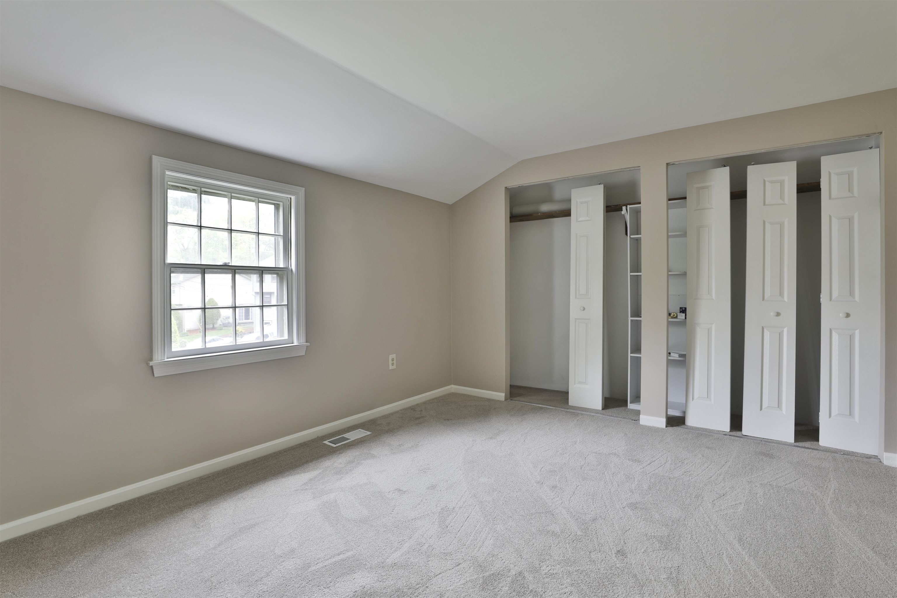 37 Cannongate III Road Nashua, NH 03063 - Photo 23 of 25