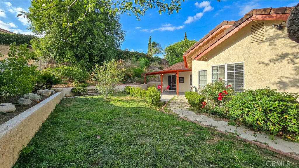 11357 Gramercy Place Riverside, CA 92505 - Photo 44 of 65 Side yard