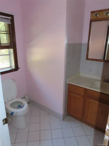 a bathroom with a toilet