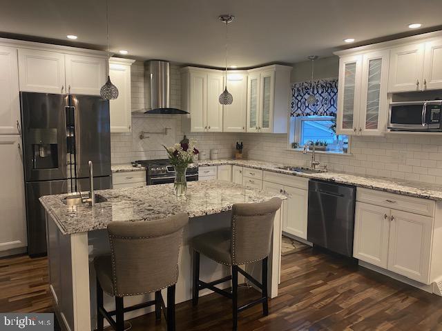9220 Burbank Road Philadelphia, PA 19115 - Photo 3 of 18
