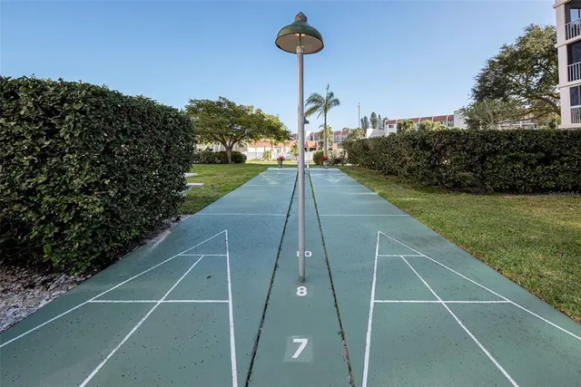 a view of a tennis court