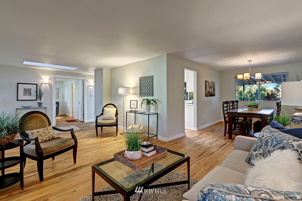 2025 Jones Circle Southeast Renton, WA 98055 - Photo 13 of 25 Gallery Image 13