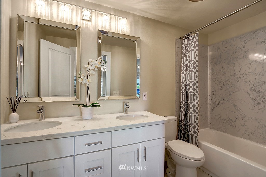 2025 Jones Circle Southeast Renton, WA 98055 - Photo 16 of 25 Gallery Image 16