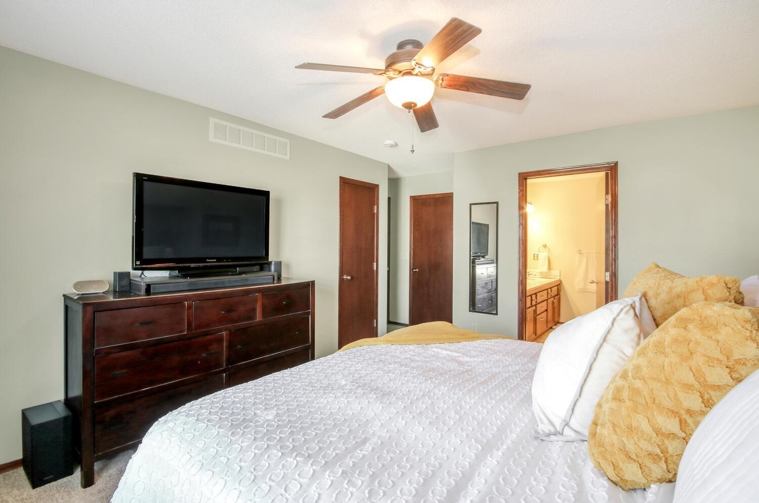 858 Winding Ln Street Derby, KS 67037 - Photo 6 of 19