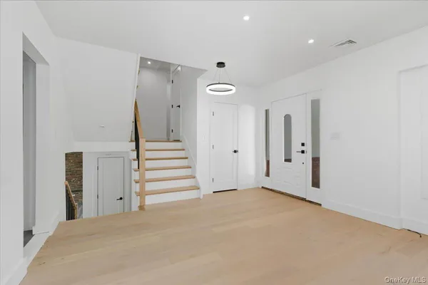 $7,000 | 559 Linda Lane, Woodmere, NY 11598