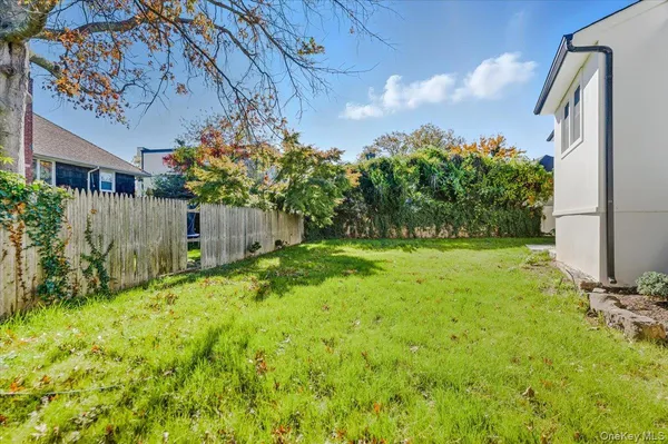 $7,000 | 559 Linda Lane, Woodmere, NY 11598